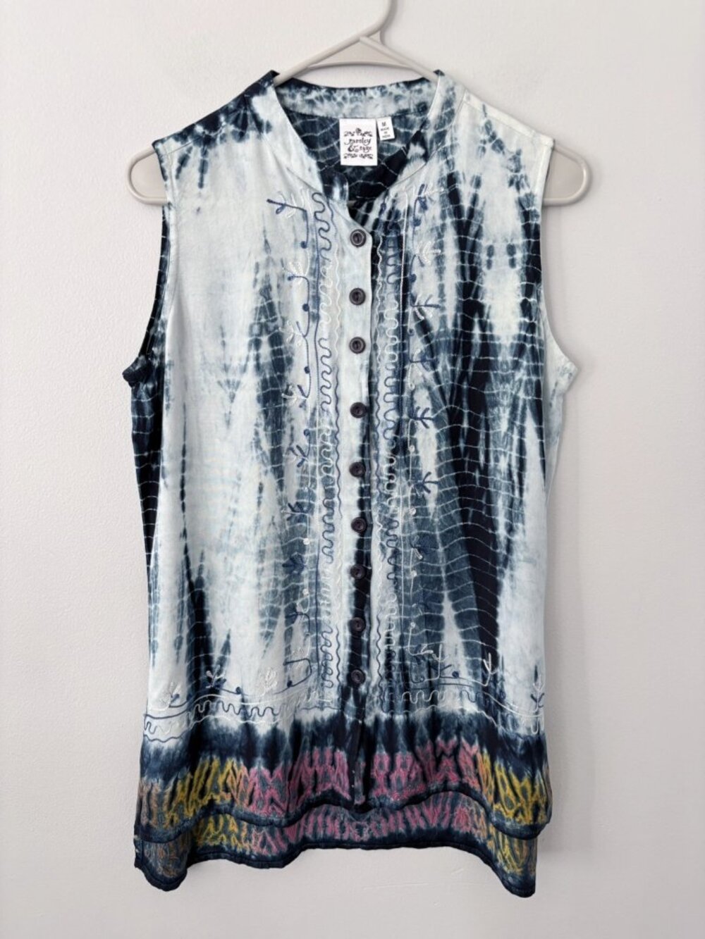 Parsley & Sage Women’s Medium Tie-dye Sleeveless Button-Down Boho Top